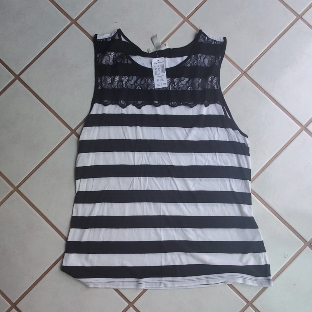 Dress barn tank top NWT